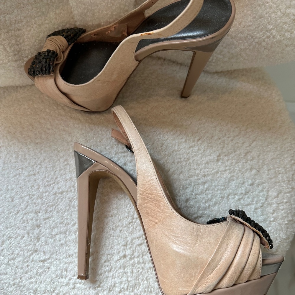 Jessica Simpson Rhinestone Bow Heel - Picture 3 of 6